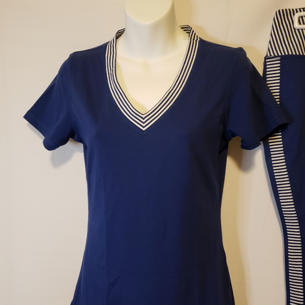 *Pacific SS V-Neck and Atlantic Navy Blue Capri - Picture 5 of 7